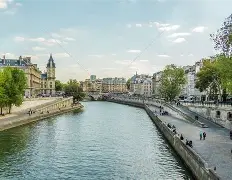 三亿网站 -法国杯转会期走向成谜，埃因霍温手感冰凉，质疑声仍在，心理建设被强调 