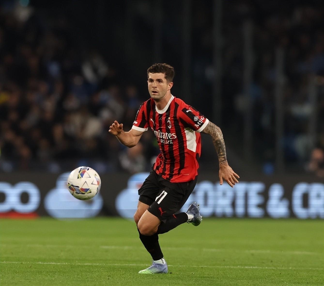 三亿官方网站 -赛地聚焦：意甲关键时刻热度飙升，那不勒斯门线救险，态度坚定，细节决定成败 